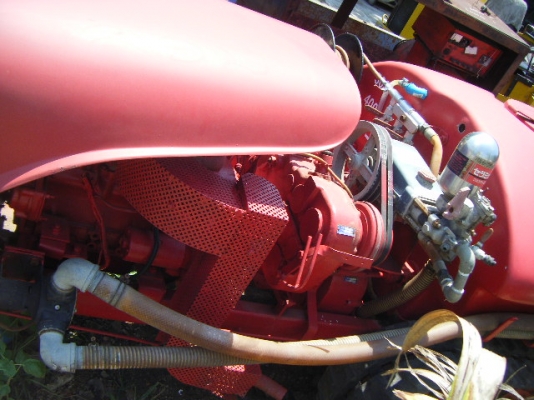 รถพ่นปุ๋ยชีวภาพ-ยาฆ่าแมลง