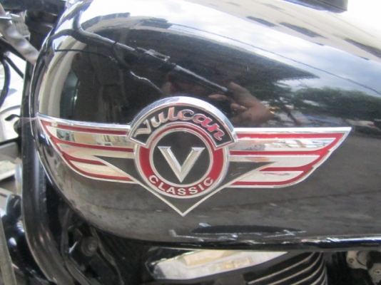 ขาย คาวาซากิ Vulcan 400 คลาสิค อินวอย สรรพสามิต เรียบร้อยครับ 88.000 ราคา ต่อรองกันใด้เลยครับ เครื่องดีครับ มาไกล้หรือไกล รับรองว่าถึงจุดหมายชัว ขับกลับใด้เลยครับ