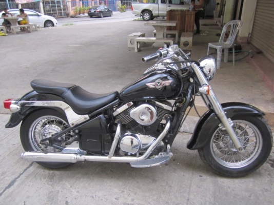 ขาย คาวาซากิ Vulcan 400 คลาสิค อินวอย สรรพสามิต เรียบร้อยครับ 88.000 ราคา ต่อรองกันใด้เลยครับ เครื่องดีครับ มาไกล้หรือไกล รับรองว่าถึงจุดหมายชัว ขับกลับใด้เลยครับ