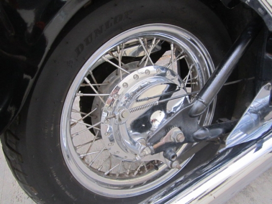 ขาย คาวาซากิ Vulcan 400 คลาสิค อินวอย สรรพสามิต เรียบร้อยครับ 88.000 ราคา ต่อรองกันใด้เลยครับ เครื่องดีครับ มาไกล้หรือไกล รับรองว่าถึงจุดหมายชัว ขับกลับใด้เลยครับ