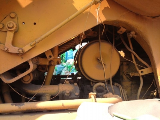 ขายรถแทรกเตอร์ KOMATSU D60S สภาพพร้อมใช้งาน ต่อรองราคาได้อีก เจ้าของขายเอง ติดต่อโดยตรง คุณอัมพร (เจ๊ป้อม)  086-372-2080