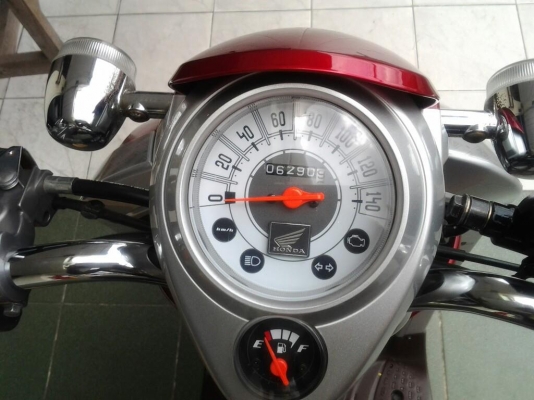 ขาย Scoopy-i ลายคลาสสิค วิ่งน้อย ประหยัดน้ำมันสวยๆ ตจวส่งได้ครับ