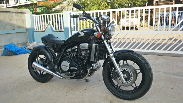ขายครับ Honda Magna750 ทะเบียนแท้ ขายครับ Honda Magna750 ทะเบียนแท้