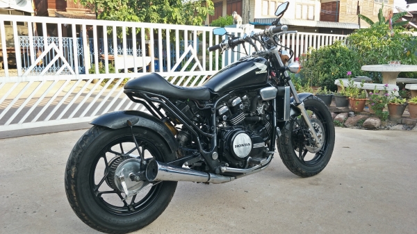 ขายครับ Honda Magna750 ทะเบียนแท้