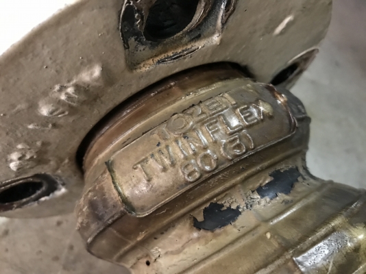 ** เหลือ 3นิ้วครับ **ขายข้อต่อยางกันสะบัด Tozen Japan ขนาด 4นิ้ว , 3นิ้ว สภาพสวย พร้อมใช้งาน มีมาอย่างละ 5ตัวครับ