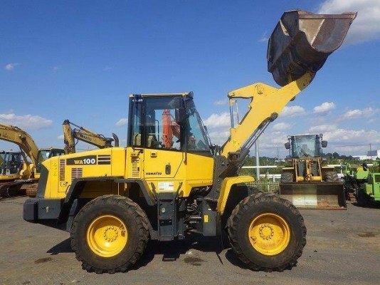 ขาย รถตัก KOMATSU WA100-5 นำเข้าจากญี่ปุ่น ระบบดี สีเดิมทั้งคัน ขายถูก โทร.090-986-2521 อ๊อบ ขาย รถตัก KOMATSU WA100-5 นำเข้าจากญี่ปุ่น ระบบดี สีเดิมทั้งคัน ขายถูก โทร.090-986-2521 อ๊อบ