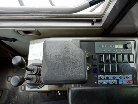 ขาย HITACHI LX130-7 เทียบเท่า TCM L27-3 ขนาด 3คิว นำเข้าจากญี่ปุ่น โทร.090-986-2521 อ๊อบ