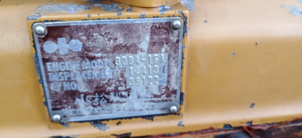 มี VDO ให้ชม.KOMATSU PC30-6 ช่วงล่างใหม่หมด แทรคยาง บุ้งกี๋ใหม่ มีระบบสปีดตัวเดิน มีที่ปรับมือคอลโทร