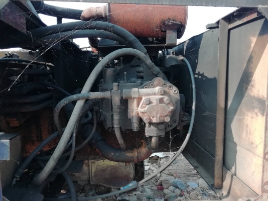 ขายKOMATSU PC200-3 สภาพใช้งานได้ราคา 180,000