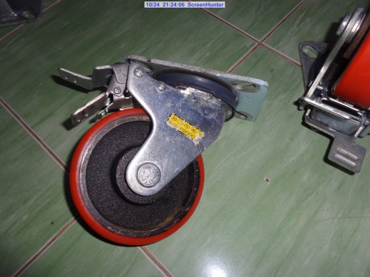 ขายล้อยูริเทรนขนาด 5นิ้ว มีเบรค2ล้อ  รับน้ำหนักได้เป็นตัน