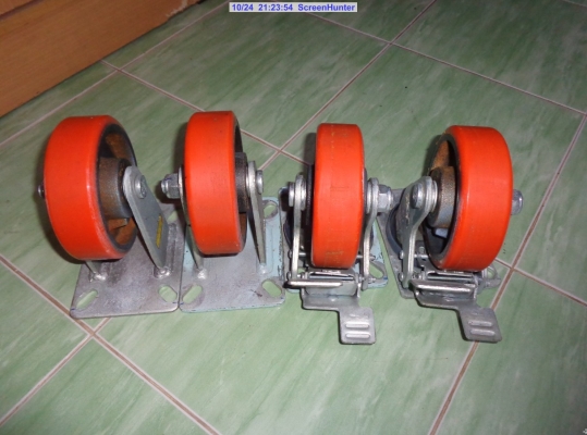 ขายล้อยูริเทรนขนาด 5นิ้ว มีเบรค2ล้อ  รับน้ำหนักได้เป็นตัน