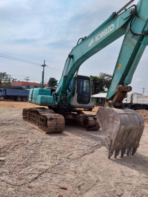 ขาย ด่วน KOBELCO SK200 MART SIX YN 08 SUPER สภาพสวยพร้อมใช้งาน โซ่ใหม่สองข้าง ไฟฟ้า สมบูรณ์ เครื่องปั้มดี เอกสารเล่มทะเบียน สนใจสอบถามไว้ใช้งาน 093 0764943  K ตั้ม