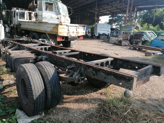 ขายคัสซี HINO สิงห์ไฮเทค พร้อมช่วงล่าง ถังน้ำมัน กระปุกเพาเวอร์ ครบชุด คัสซีสวยไม่ผุไม่ดามพร้อมใช้