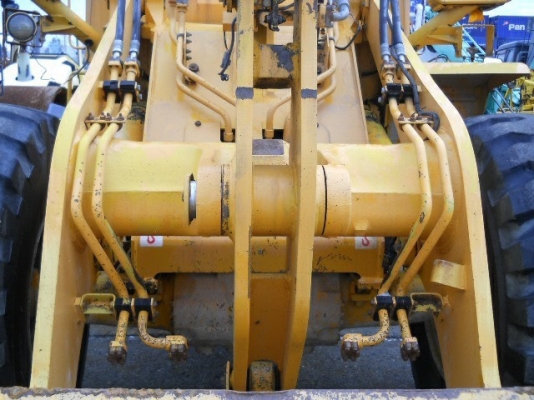 ขายรถตักล้อยาง KOMATSU WA300-3E นำเข้าเองจากญี่ปุ่น สภาพสวยพร้อมใช้งาน ถึงเร็วๆนี้ครับ