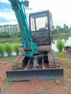 ขาย KOBELCO SK045 เก่านอกแท้  สภาพสวย ใช้งานมาน้อย พร้อมใช้ โทร 089-3818694 จ๊อย