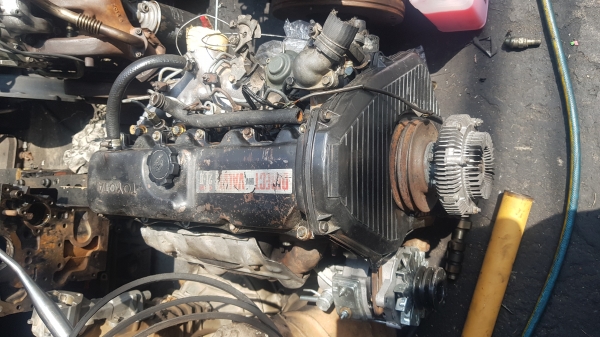 เครื่องยนต์ Toyota  2L  MTX