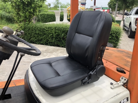 ขายถูกมาก TOYOTA 4FD25 ยก2.5ตัน เสาสูง4เมตร เครื่องยนต์ดีเซล