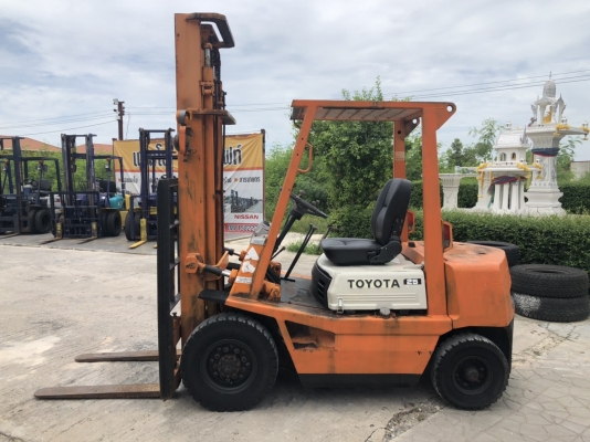 ขายถูกมาก TOYOTA 4FD25 ยก2.5ตัน เสาสูง4เมตร เครื่องยนต์ดีเซล