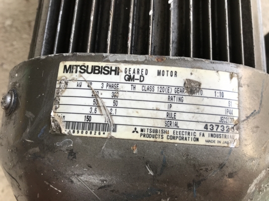 ขายมอเตอร์เกียร์ Mitsubishi 1HP. 380V made in Japan อัตราทด 1:10 เพลาออกประมาณ 145รอบต่อนาที สภาพสวยเดิมๆ หมุนนิ่ม พร้อมใช้งาน ราคา 4,300 บาท