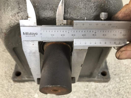 ขายมอเตอร์เกียร์ Mitsubishi 1HP. 380V made in Japan อัตราทด 1:10 เพลาออกประมาณ 145รอบต่อนาที สภาพสวยเดิมๆ หมุนนิ่ม พร้อมใช้งาน ราคา 4,300 บาท