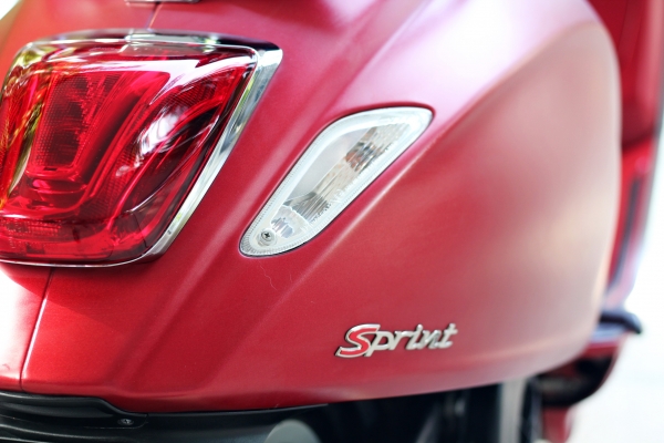 Vespa Sprint 150 i-get ปี2016 รถมือแรก ราคาน่ารัก
