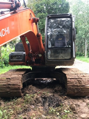 ZX120 หมื่นชัวโมงนิดๆ ราคา 78 สนใจโทร 081-989-1989 หรั่งครับ