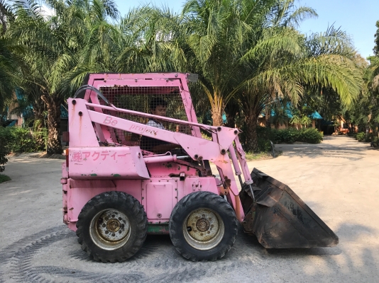 ขายรถตัก BOBCAT TOYOTA SDK8 ดีเซล ขับ4ล้อแรง สวยเดิมจากญี่ปุ่น ยังไม่เคยใช้ในไทย 165,000เท่านั้น!!