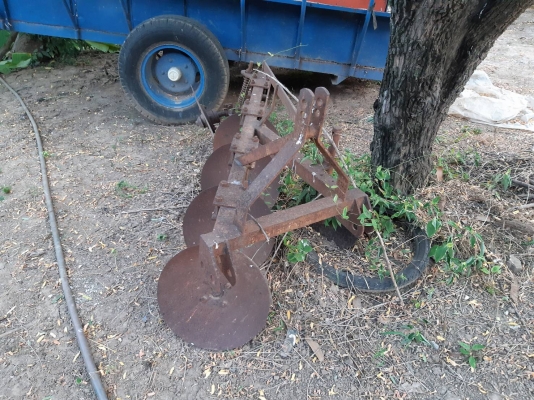 ผานบุกเบิก4ใบสภาพสวยพร้อมใช้สนใจส่งใด้คับ ผานบุกเบิก4ใบสภาพสวยพร้อมใช้สนใจส่งใด้คับ