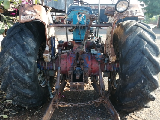 ขายFORD6600.T3ตัวเต็มพร้อมใบดันดินกับผาน7/26 เล่มพร้อม ราคา178000บ.