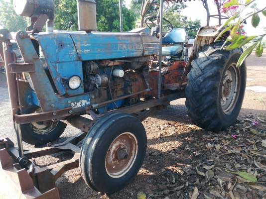 ขายFORD6600.T3ตัวเต็มพร้อมใบดันดินกับผาน7/26 เล่มพร้อม ราคา178000บ.