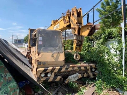 ขายรถเครน 6 ล้อ 15 ตัน 375,000 บาท KATO NK-110H 4 คอนโทรล เครื่อง PE6-225 แรง สภาพจอด แต่ใช้งานได้ เอกสารเล่มทะเบียนพร้อมโอน  รถอยู่  นนทบุรี โทร 0610710295  สนใจ รายการสินค้า อื่นๆ ที่ เว็ปไชค์ Truck2Hand https://www.truck2hand.com/index.php?actions=cont