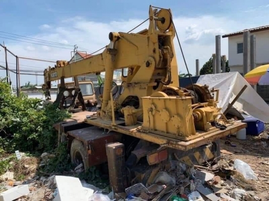 ขายรถเครน 6 ล้อ 15 ตัน 375,000 บาท KATO NK-110H 4 คอนโทรล เครื่อง PE6-225 แรง สภาพจอด แต่ใช้งานได้ เอกสารเล่มทะเบียนพร้อมโอน  รถอยู่  นนทบุรี โทร 0610710295  สนใจ รายการสินค้า อื่นๆ ที่ เว็ปไชค์ Truck2Hand https://www.truck2hand.com/index.php?actions=cont