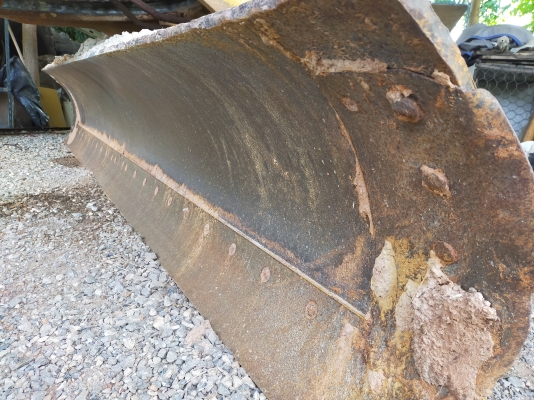 ขายถูก รถเกรด KOMATSU GD505A เอวอ่อน ขายถูก รถเกรด KOMATSU GD505A เอวอ่อน