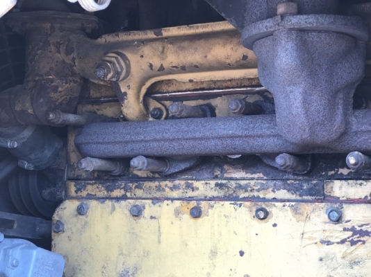 ขายรถตักล้อยาง KOMATSU 515 นำเข้าเองจากญี่ปุ่น สภาพสวยพร้อมใช้ มีVDOการทำงานครับ