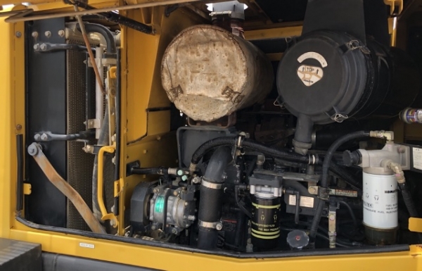 ขายรถตักล้อยาง KOMATSU WA320-6 รถนอกนำเข้าเองจากญี่ปุ่น สภาพสวยพร้อมใช้ มีVDOการทำงานครับ