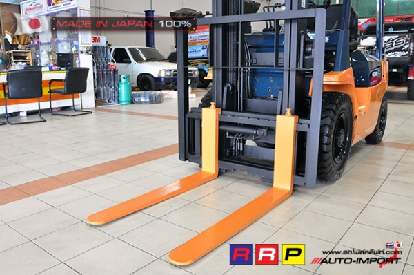 ขายรถโฟล์คลิฟท์มือสอง TOYOTA รุ่น 7FG25-11965 นำเข้าจากประเทศญี่ปุ่น 100\% ไม่เคยใช้งานในไทย