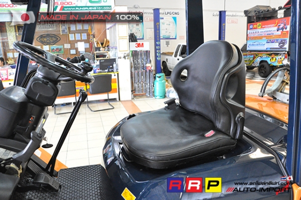 ขายรถโฟล์คลิฟท์มือสอง TOYOTA รุ่น 7FG25-11965 นำเข้าจากประเทศญี่ปุ่น 100\% ไม่เคยใช้งานในไทย