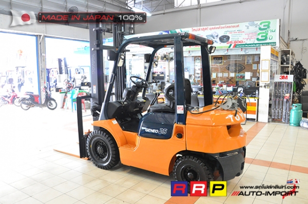 ขายรถโฟล์คลิฟท์มือสอง TOYOTA รุ่น 7FG25-11965 นำเข้าจากประเทศญี่ปุ่น 100\% ไม่เคยใช้งานในไทย