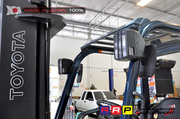 ขายรถโฟล์คลิฟท์มือสอง TOYOTA รุ่น 7FG25-11965 นำเข้าจากประเทศญี่ปุ่น 100\% ไม่เคยใช้งานในไทย