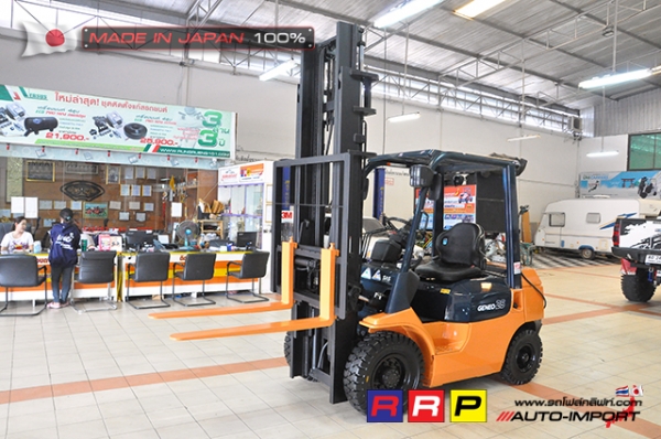 ขายรถโฟล์คลิฟท์มือสอง TOYOTA รุ่น 7FG25-11965 นำเข้าจากประเทศญี่ปุ่น 100\% ไม่เคยใช้งานในไทย