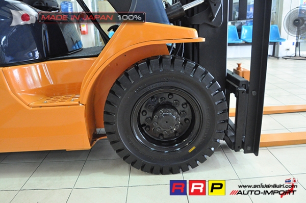 ขายรถโฟล์คลิฟท์มือสอง TOYOTA รุ่น 7FG25-11965 นำเข้าจากประเทศญี่ปุ่น 100\% ไม่เคยใช้งานในไทย