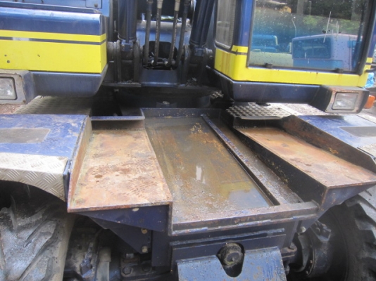 Kobelco SK100W-2 ปี2001 มีลายหัวเจาะ รถขุดล้อยางญี่ปุ่น โทร. 080-6565422 (หนิง)