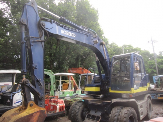 Kobelco SK100W-2 ปี2001 มีลายหัวเจาะ รถขุดล้อยางญี่ปุ่น โทร. 080-6565422 (หนิง)
