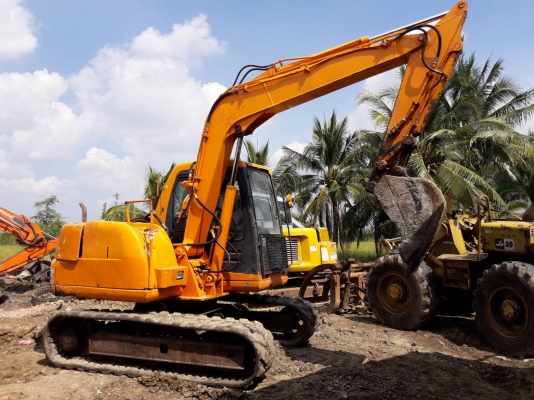 ขายรถขุดKOMATSU PC60-7 เครื่องยนต์โคมัสสุ 4D95L ,4 สูบ คอนโทรลน้ำมัน ,ปั๊มนิ้ว, มีลายหัวเจาะ ราคาลดต่อรองได้นะคะ รถเดิมๆเก่านอก มีเอกสาร ยังไม่เคยใช้งานในไทย