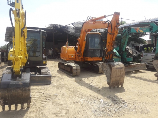 ขายรถขุดKOMATSU PC60-7 เครื่องยนต์โคมัสสุ 4D95L ,4 สูบ คอนโทรลน้ำมัน ,ปั๊มนิ้ว, มีลายหัวเจาะ ราคาลดต่อรองได้นะคะ รถเดิมๆเก่านอก มีเอกสาร ยังไม่เคยใช้งานในไทย