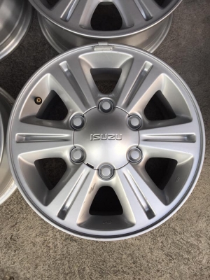 ขายล้อ isuzu Blue 2018-2019 ขอบ15 ซื้อ2ชุด พิเศษ8500บ.โทร0879050181