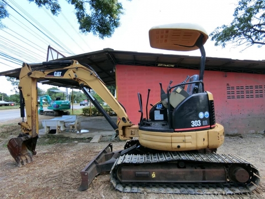 ขายรถขุดแบคโฮเก่านอกสวยเดิมๆ ยี่ห้อ CAT 303CR ขนาดPc30 รถเก่านอกแท้100\% (คอลโทนสั้น ปั๊มนิ้ว #อามยาวพิเศษ มีลายหัวแย็ก แทรคเหล็กใหม่มือ1) เครื่องแน่น ระบบไว รถพร้อมใช้งาน เอกสารใบอินวอยครบ         ????ราคา 410,000 ต่อรองได้???? ☎ สนใจติดต่อ 096-3268553 (ส