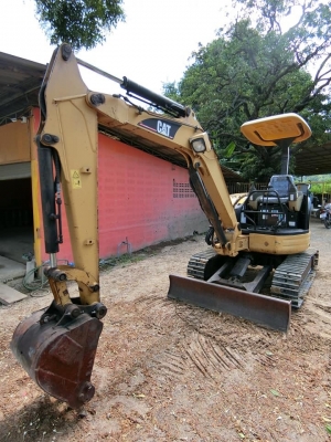 ขายรถขุดแบคโฮเก่านอกสวยเดิมๆ ยี่ห้อ CAT 303CR ขนาดPc30 รถเก่านอกแท้100\% (คอลโทนสั้น ปั๊มนิ้ว #อามยาวพิเศษ มีลายหัวแย็ก แทรคเหล็กใหม่มือ1) เครื่องแน่น ระบบไว รถพร้อมใช้งาน เอกสารใบอินวอยครบ         ????ราคา 410,000 ต่อรองได้???? ☎ สนใจติดต่อ 096-3268553 (ส