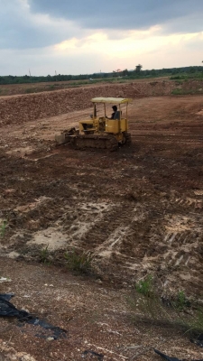 ขายรถแทรคเตอร์ KOMATSU D20P-5 สไลด์ใบมีด 6 ทิศทาง ราคา 160000