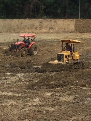 ขายรถแทรคเตอร์ KOMATSU D20P-5 สไลด์ใบมีด 6 ทิศทาง ราคา 160000 ขายรถแทรคเตอร์ KOMATSU D20P-5 สไลด์ใบมีด 6 ทิศทาง ราคา 160000